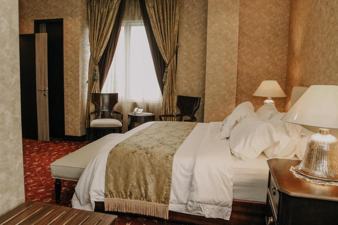 Hotel Grand Q Gorontalo Zewnętrze zdjęcie