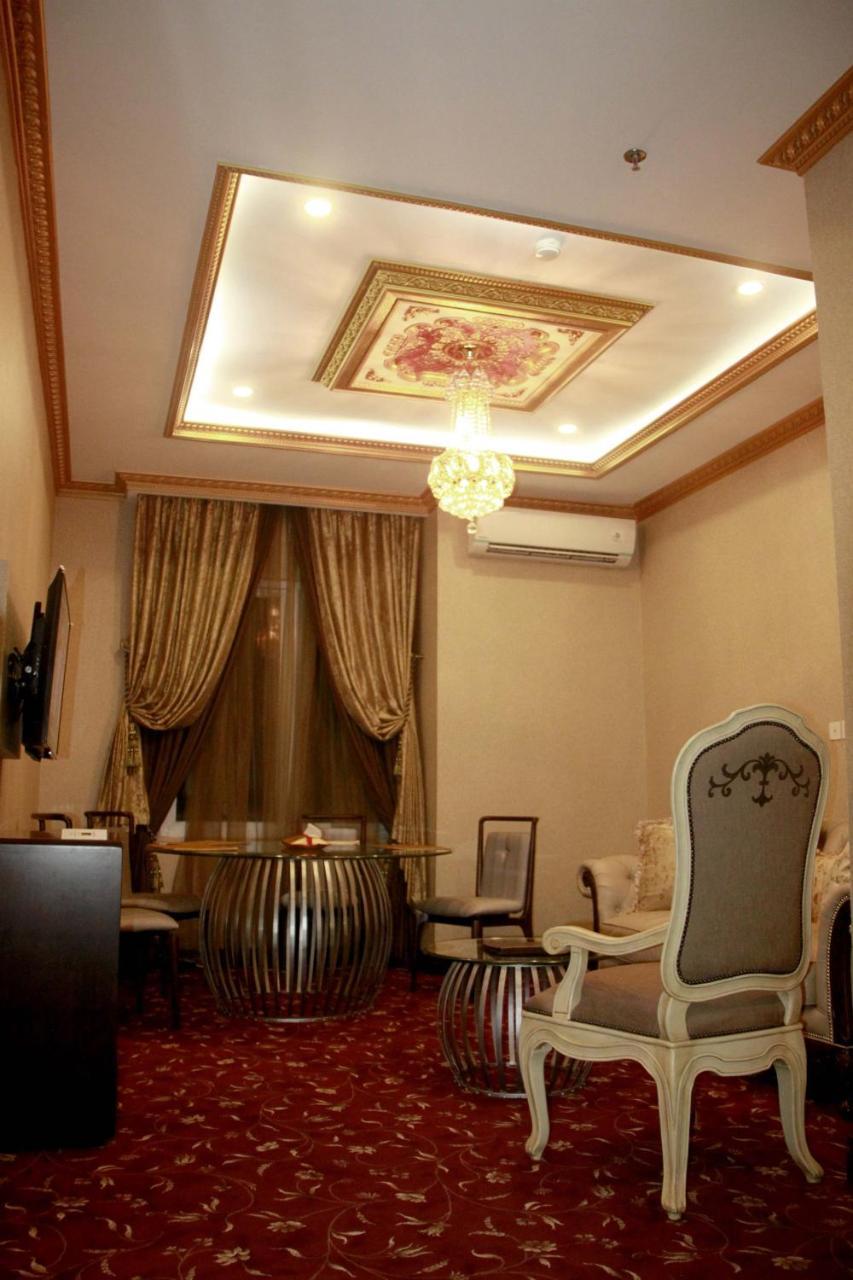 Hotel Grand Q Gorontalo Zewnętrze zdjęcie
